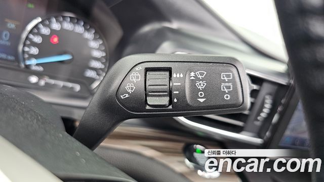Ford Explorer (VI) 2.3 LimIted 4WD 2021 — фото 23