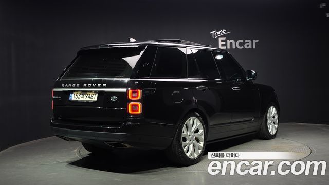 Land Rover Range Rover (IV) D350 Vogue SE Disel 2021 — фото 2