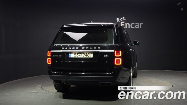Land Rover Range Rover (IV) D350 Vogue SE Disel 2021 — фото 4