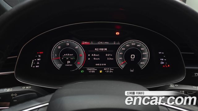 Audi Q8 (4M) 45 TDI Quattro Premium 2022 — фото 8