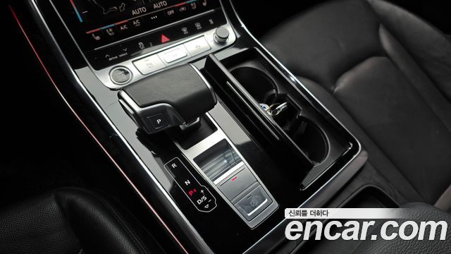 Audi Q8 (4M) 45 TDI Quattro Premium 2022 — фото 9