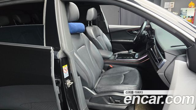 Audi Q8 (4M) 45 TDI Quattro Premium 2022 — фото 12