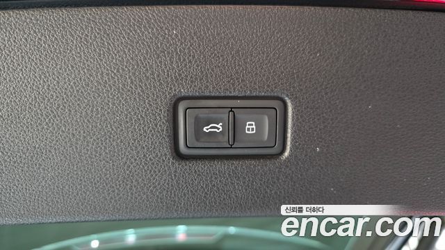 Audi Q8 (4M) 45 TDI Quattro Premium 2022 — фото 20