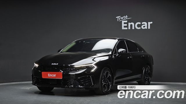 Kia K5 (III) 2.0 Signature 2025 — фото 1