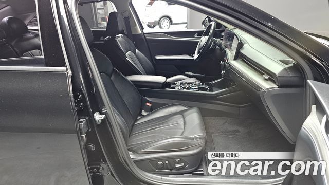 Kia K5 (III) 2.0 Signature 2025 — фото 10