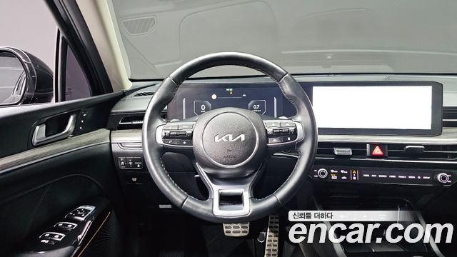 Kia K5 (III) 2.0 Signature 2025 — фото 13