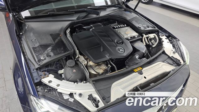 Mercedes-Benz C-Class (W205) C220 d 4MATIC 2020 — фото 6