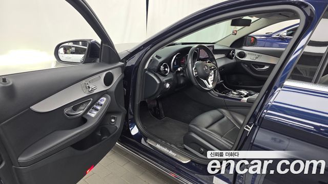 Mercedes-Benz C-Class (W205) C220 d 4MATIC 2020 — фото 10