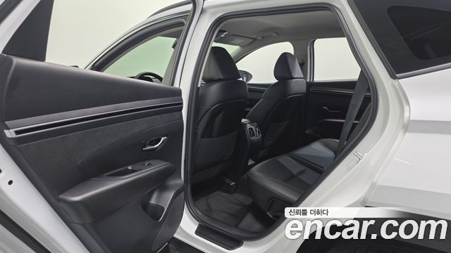 Hyundai Tucson (NX4) Gasoline 1.6 Turbo 2WD Premium 2021 — фото 21
