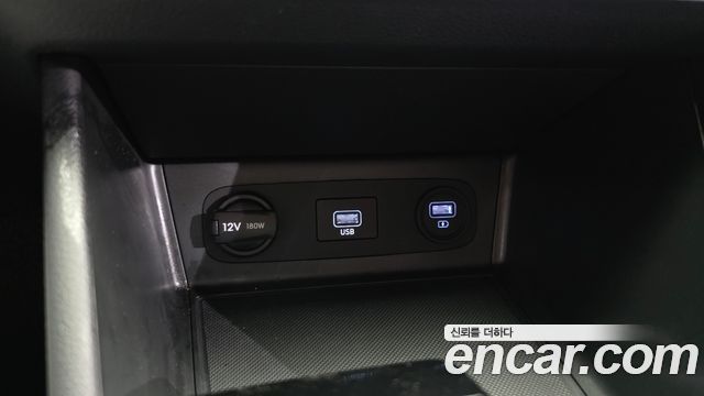 Hyundai Sonata (DN8) 2.0 Premium Family 2021 — фото 17