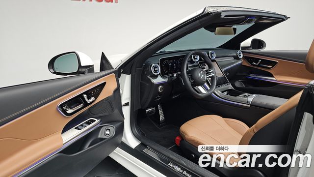 Mercedes-Benz CLE-Class (C236) CLE200 Cabriolet 2025 — фото 10