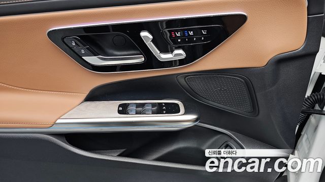 Mercedes-Benz CLE-Class (C236) CLE200 Cabriolet 2025 — фото 19