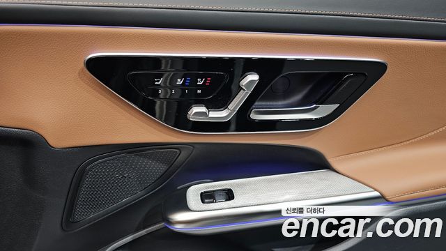 Mercedes-Benz CLE-Class (C236) CLE200 Cabriolet 2025 — фото 29