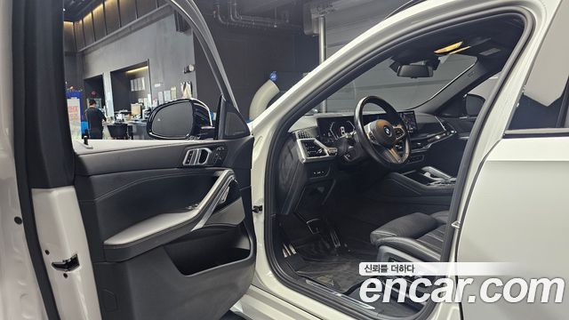 BMW X6 (G06) xDrive40i M Sport 2024 — фото 10