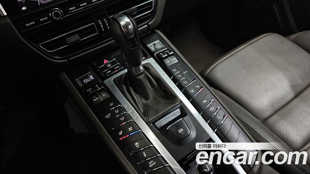 Porsche Macan 2.9 GTS 95B 2021 — фото 9