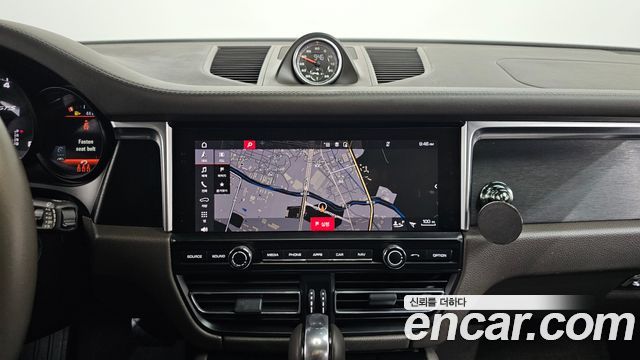 Porsche Macan 2.9 GTS 95B 2021 — фото 12