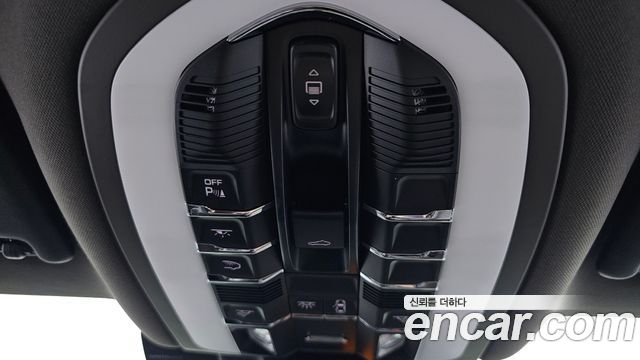 Porsche Macan 2.9 GTS 95B 2021 — фото 18