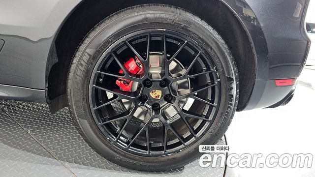 Porsche Macan 2.9 GTS 95B 2021 — фото 21