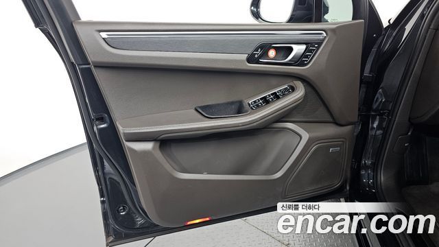 Porsche Macan 2.9 GTS 95B 2021 — фото 24