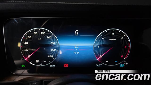 Mercedes-Benz G-Class (W465) G450d 2025 — фото 8