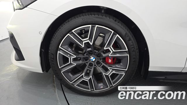 BMW 5 Series (G60) 530i xDrive M Sport Pro Special Edition 2026 — фото 5