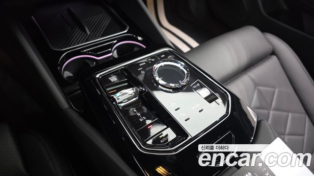 BMW 5 Series (G60) 530i xDrive M Sport Pro Special Edition 2026 — фото 9