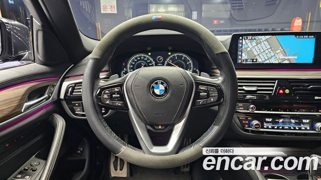 BMW 5 Series (G30) 520d M Sport Package Plus 2017 — фото 13