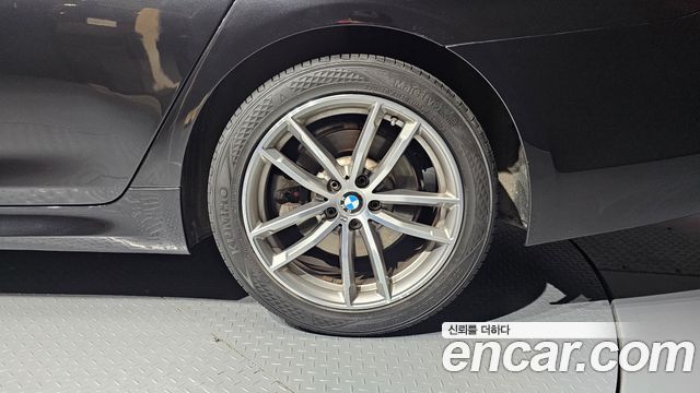 BMW 5 Series (G30) 520d M Sport Package Plus 2017 — фото 21
