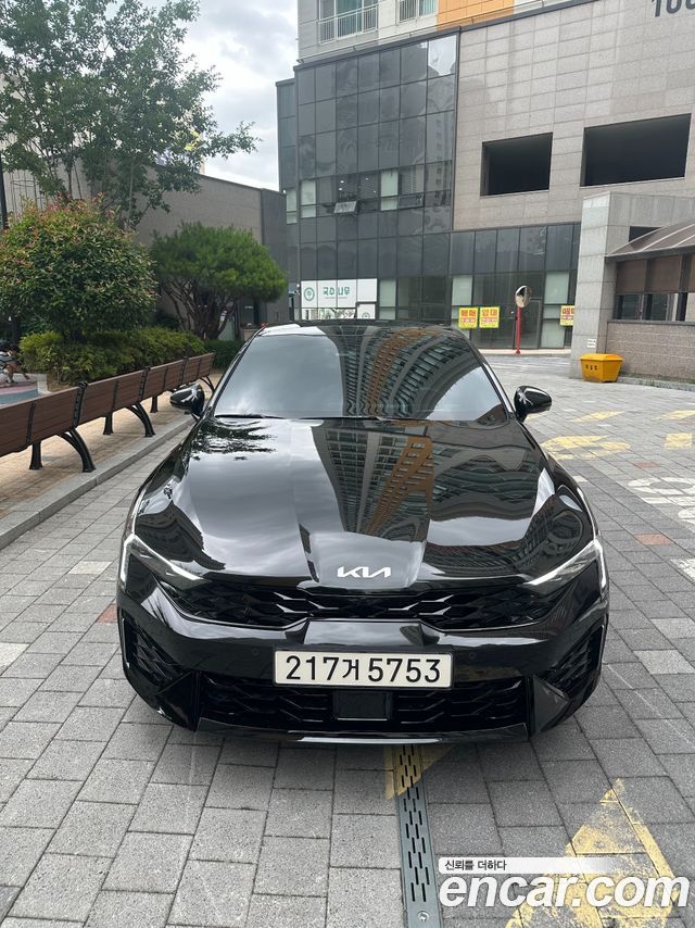 Kia K5 (III) 2.0 Signature