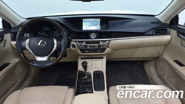 Lexus ES300h Supreme XV60 2013 — фото 7