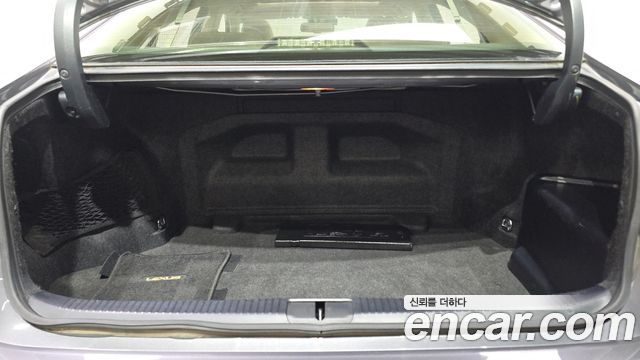 Lexus ES300h Supreme XV60 2013 — фото 24