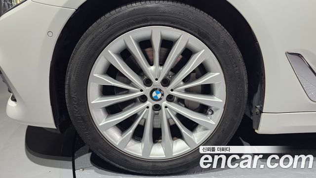 BMW 5 Series (G30) 530i xDrive Luxury Plus 2019 — фото 5