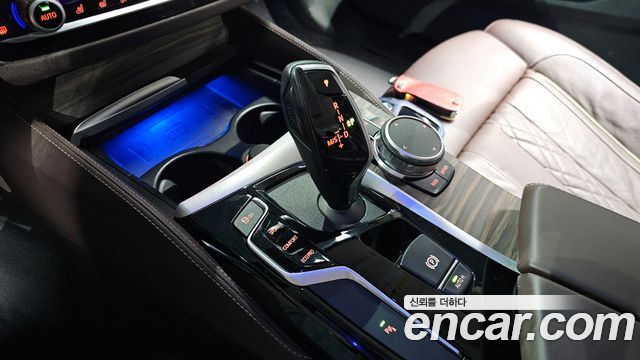 BMW 5 Series (G30) 530i xDrive Luxury Plus 2019 — фото 9
