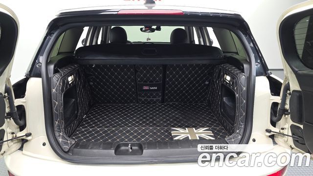 MINI Cooper Clubman Classic 2nd 2022 — фото 20