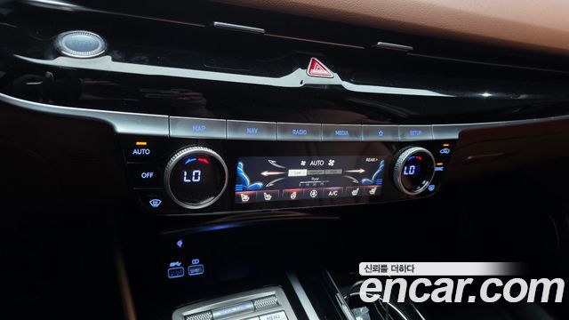 Genesis G80 (RG3) Gasoline 2.5 Turbo 2WD 2022 — фото 17
