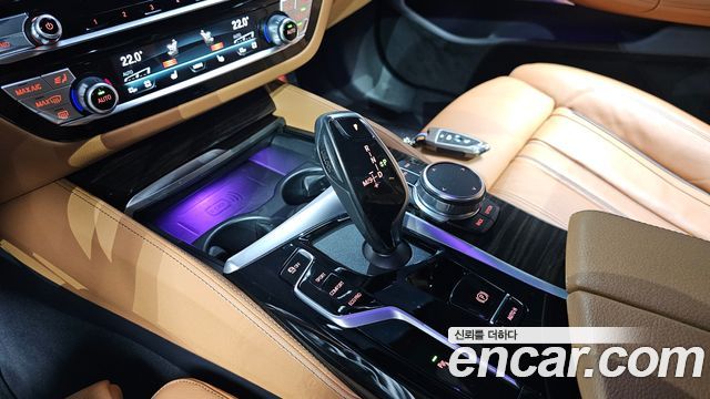 BMW 5 Series (G30) 520i M Sport 2021 — фото 9