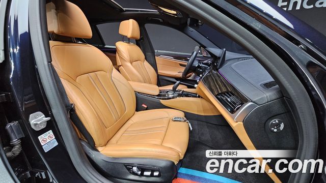 BMW 5 Series (G30) 520i M Sport 2021 — фото 10