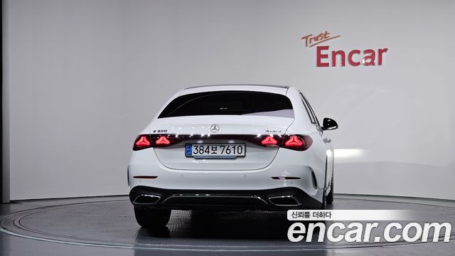 Mercedes-Benz E-Class (W214) E300 4MATIC AMG Line 2024 — фото 4