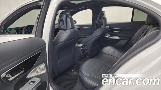 Mercedes-Benz E-Class (W214) E300 4MATIC AMG Line 2024 — фото 26