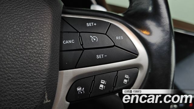 Jeep Grand Cherokee 3.6 Summit WK2 2020 — фото 16