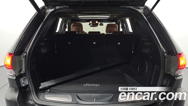 Jeep Grand Cherokee 3.6 Summit WK2 2020 — фото 20