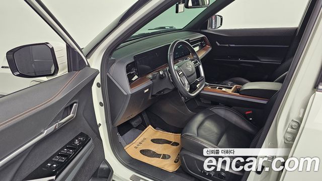 KG Mobility (SsangYong) Torres EVX E7 2024 — фото 10