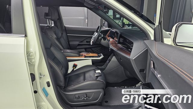 KG Mobility (SsangYong) Torres EVX E7 2024 — фото 12