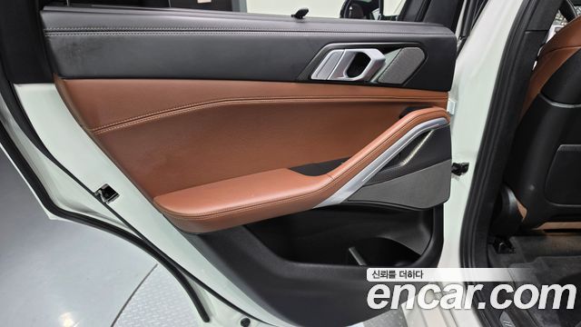 BMW X6 (G06) xDrive40i M Sport 2021 — фото 31