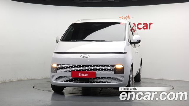 Hyundai Staria L3.5 Cargo 5-Seater Modern 2022 — фото 3