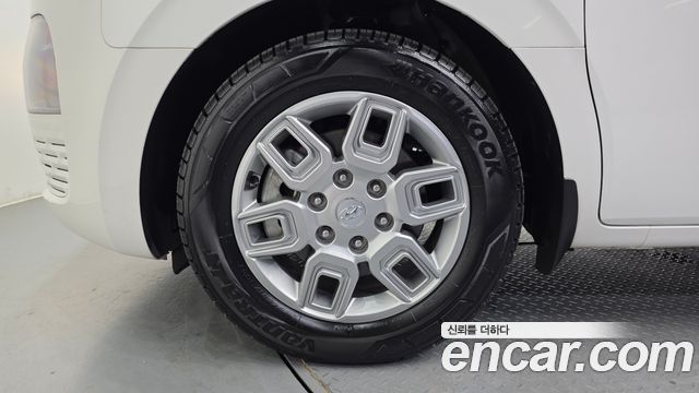 Hyundai Staria L3.5 Cargo 5-Seater Modern 2022 — фото 5