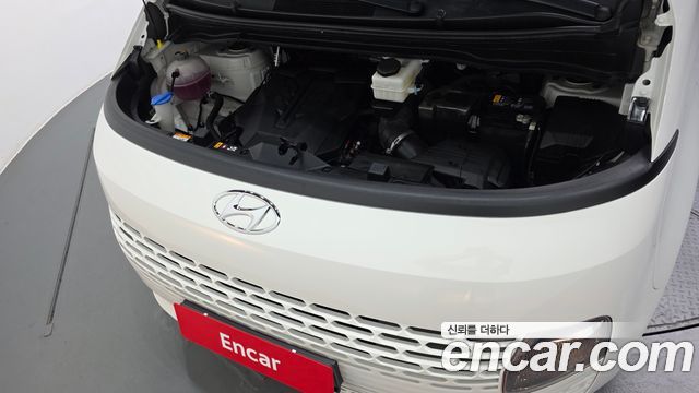 Hyundai Staria L3.5 Cargo 5-Seater Modern 2022 — фото 6