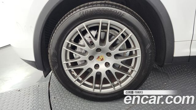Porsche Cayenne 3.0 Diesel Platium Edition 958 2014 — фото 5