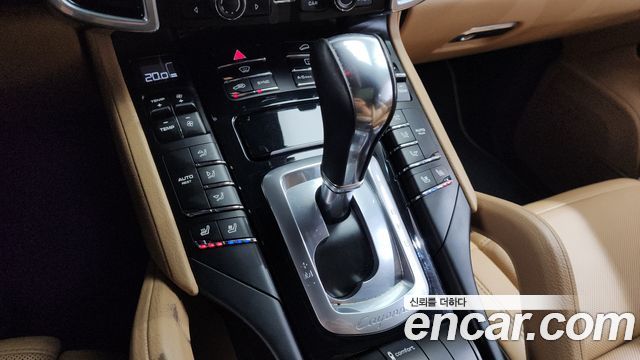 Porsche Cayenne 3.0 Diesel Platium Edition 958 2014 — фото 9