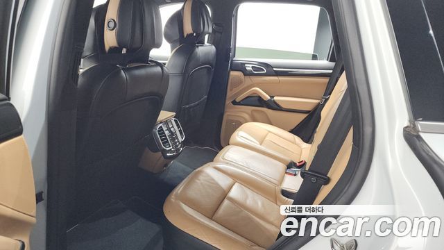 Porsche Cayenne 3.0 Diesel Platium Edition 958 2014 — фото 19